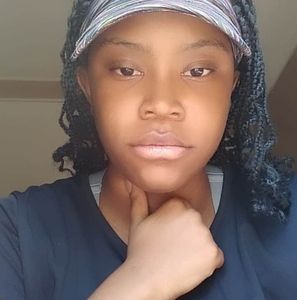 Meet your Posher, Marion